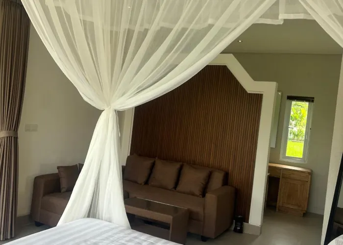 L House